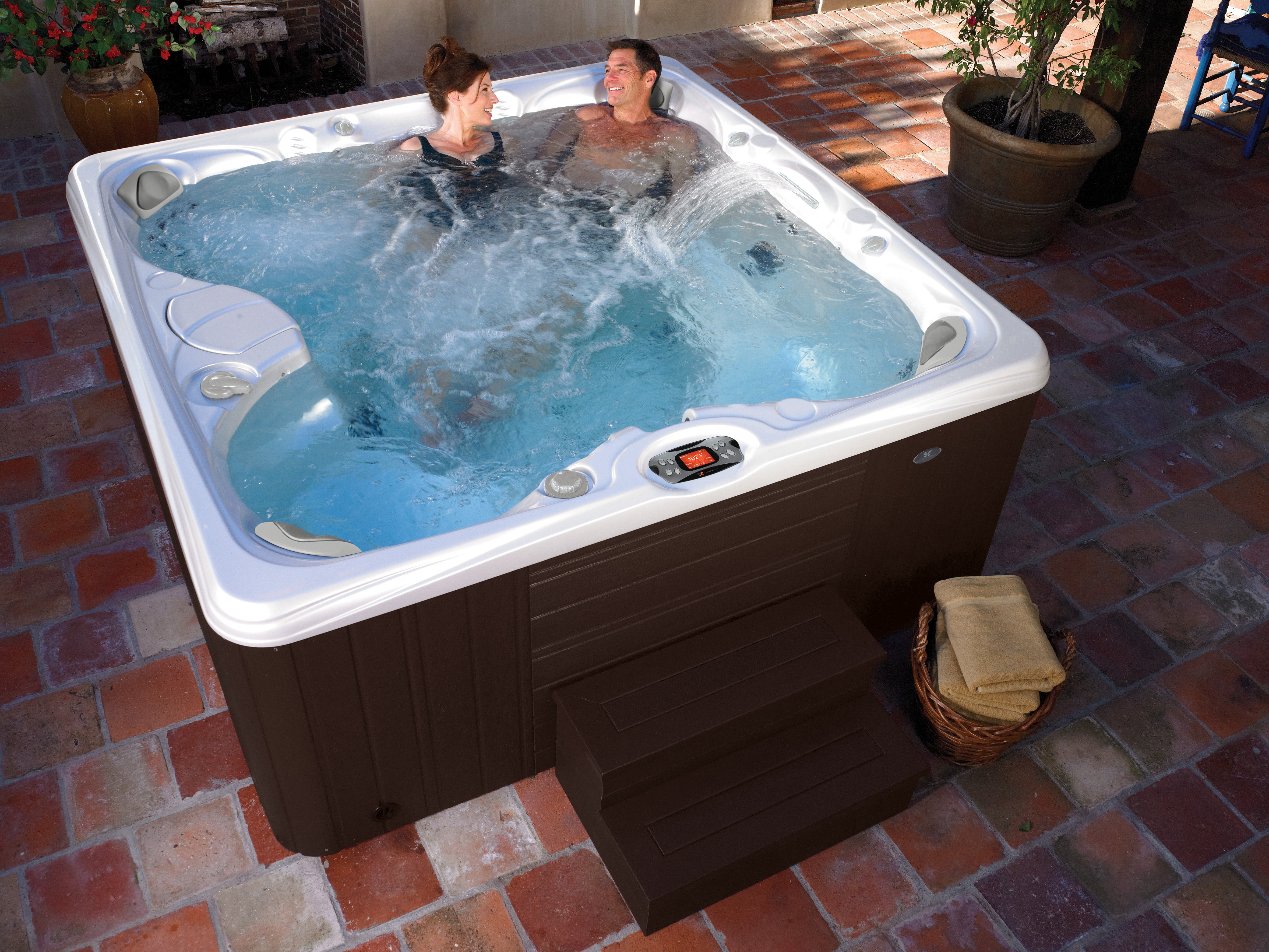 Product Spotlight - Paradise Series Salina Hot Tub.