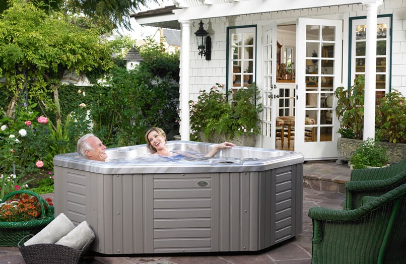 health benefits of a hot tub